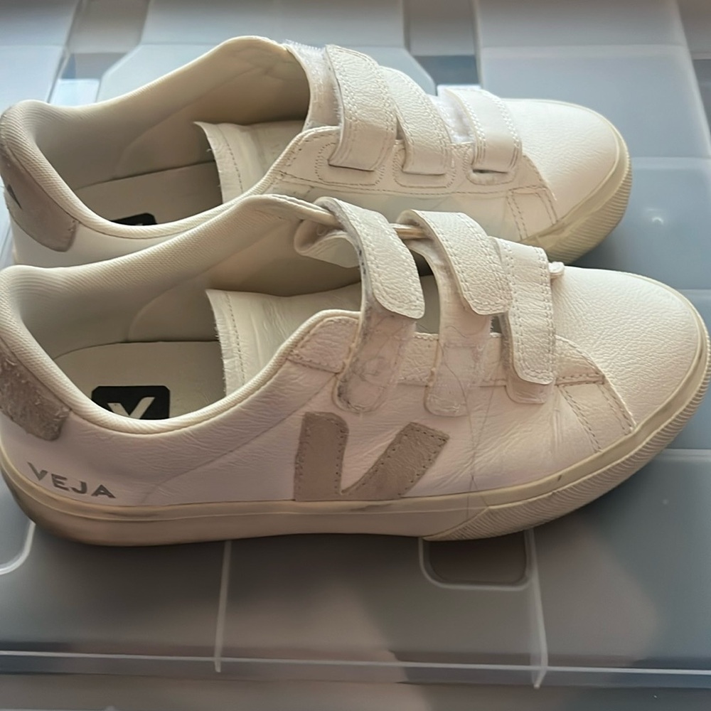 Veja sneakers Velcro straps, women’s, size 8